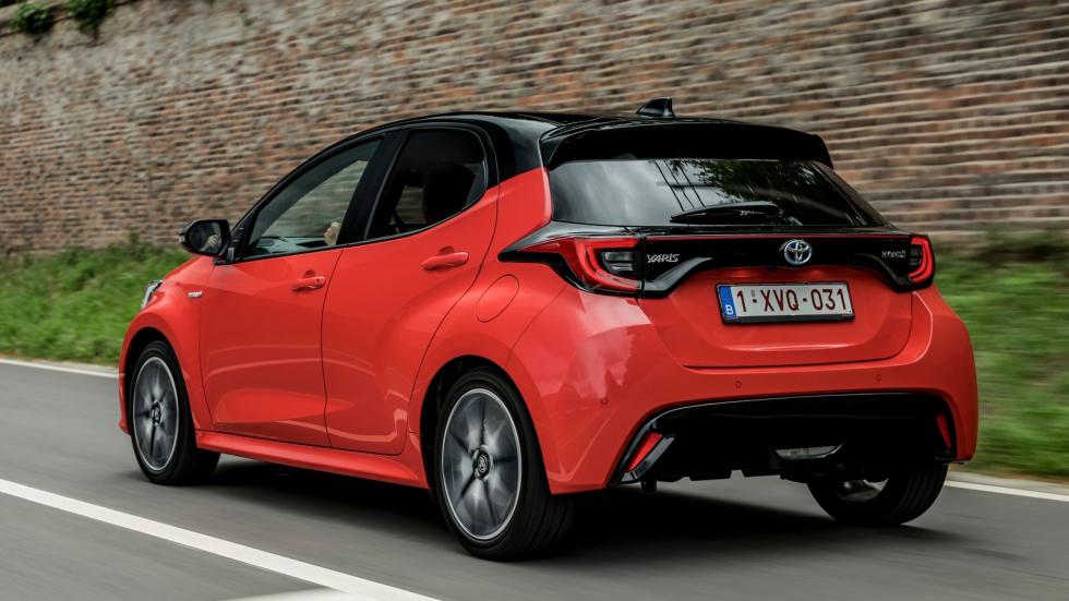 Toyota Yaris: Βest-seller μικρό με 9 εκδόσεις και υβριδικό  